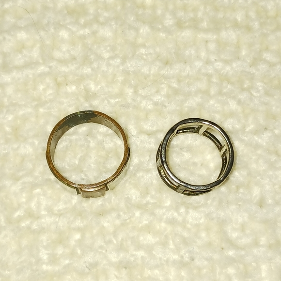 Vintage Rings - Picture 3 of 9